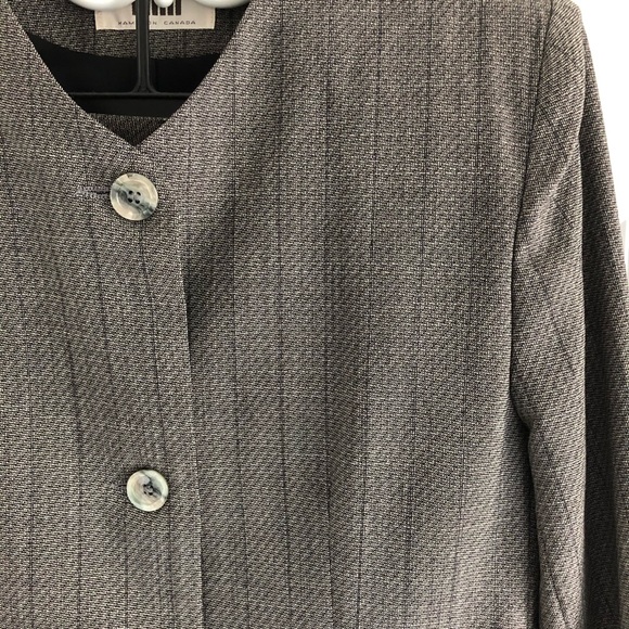 Ladies 2 piece Pant Suit - Picture 2 of 6